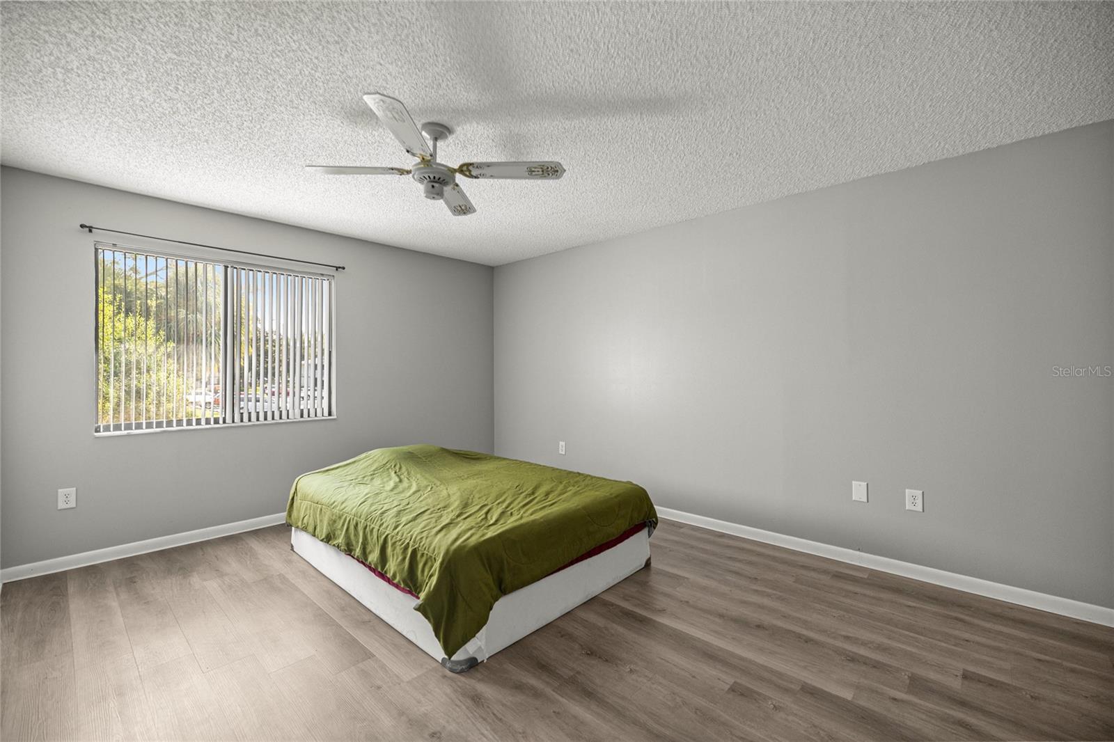 Image 22 of 28 For 513 Fairways Lane B