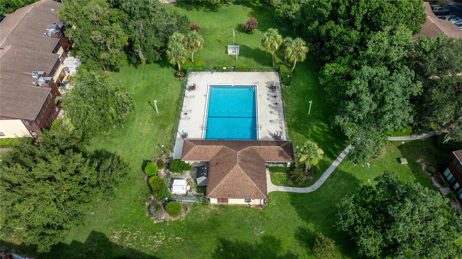 Image 4 of 28 For 513 Fairways Lane B