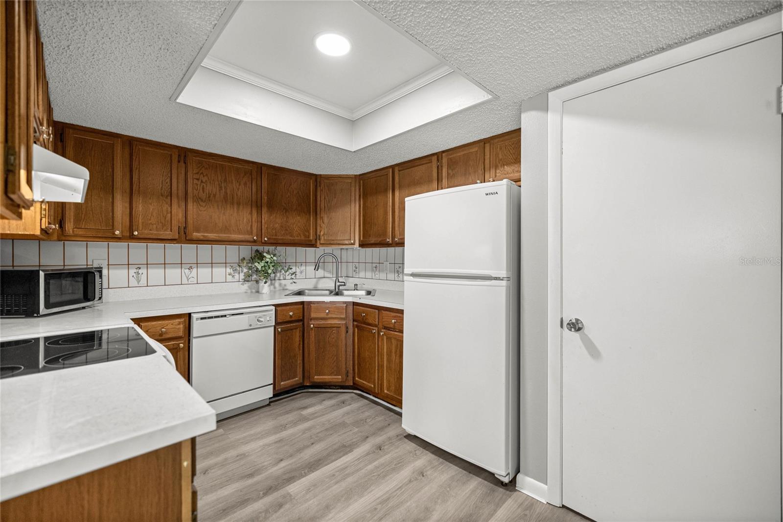 Image 9 of 28 For 513 Fairways Lane B