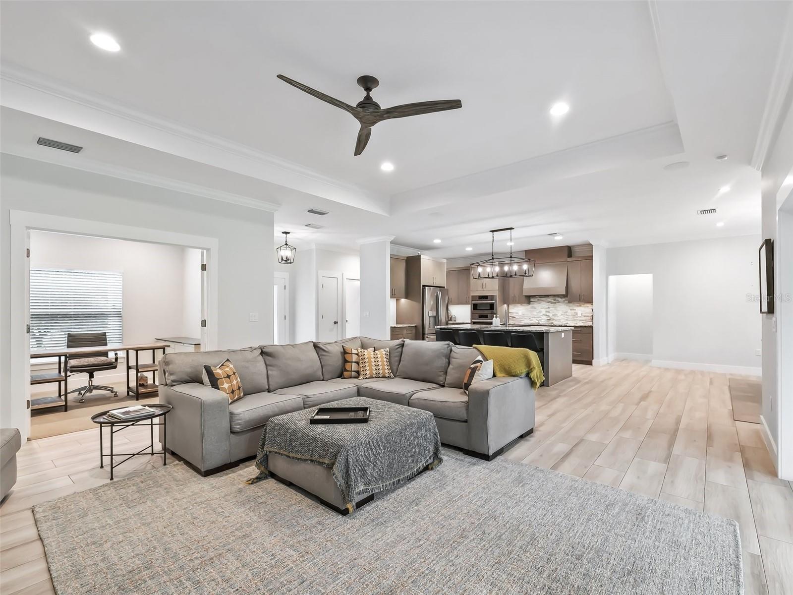 Image 21 of 53 For 1620 73rd Terrace