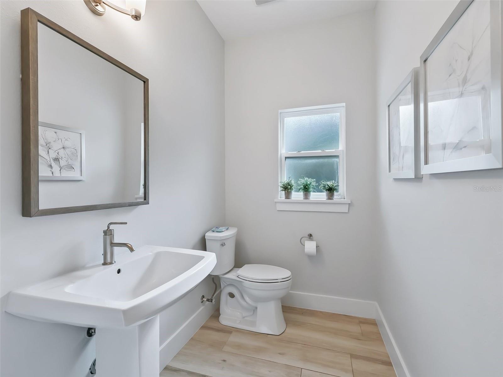 Image 33 of 53 For 1620 73rd Terrace