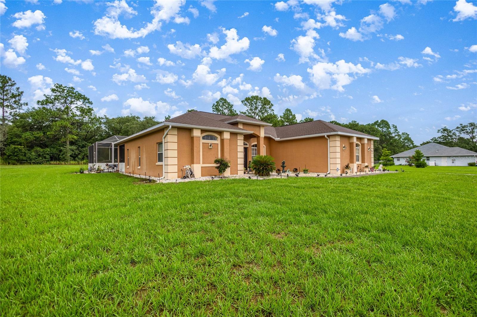 Image 3 of 32 For 2587 Angola Drive