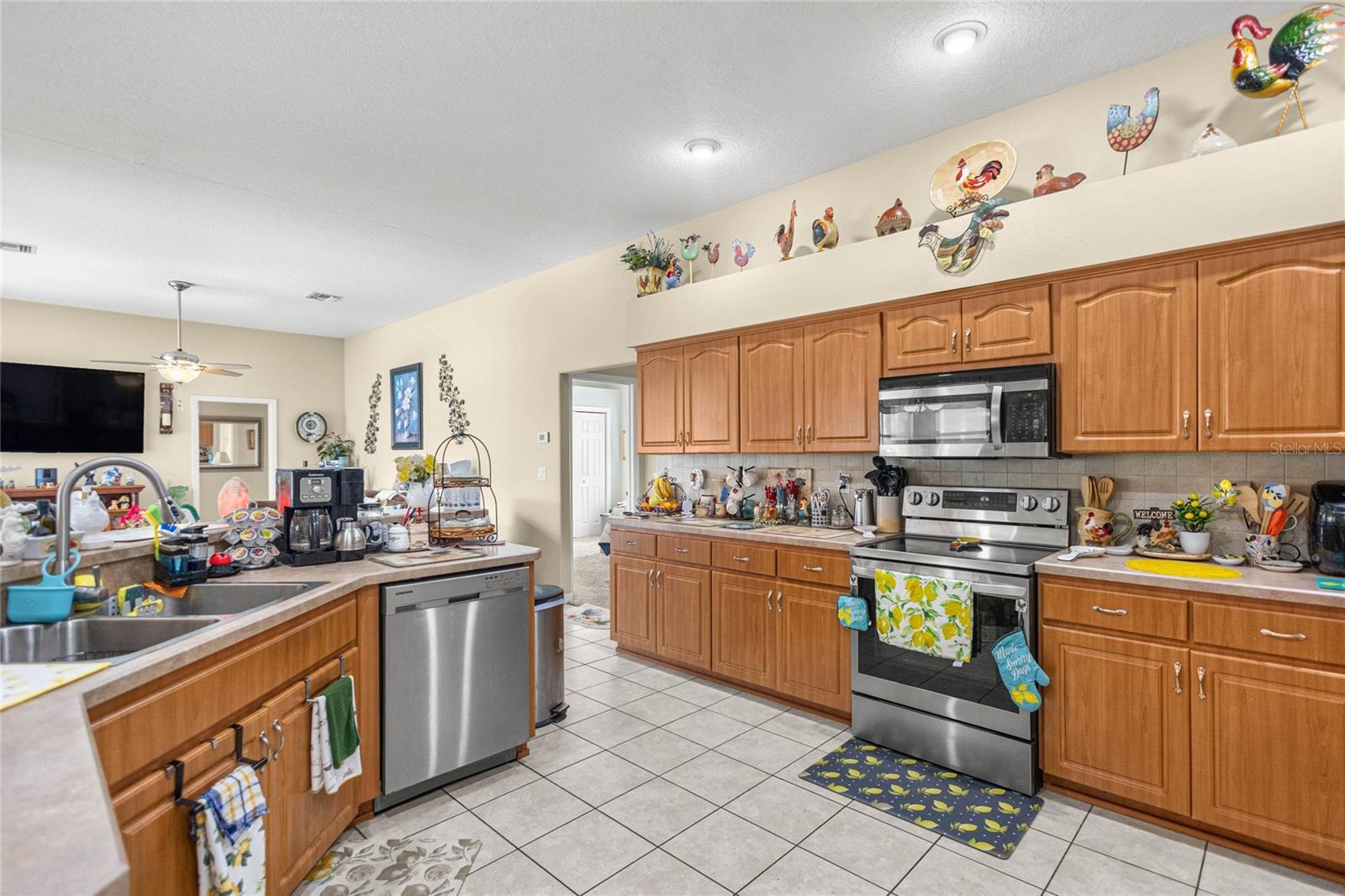 Image 30 of 32 For 2587 Angola Drive