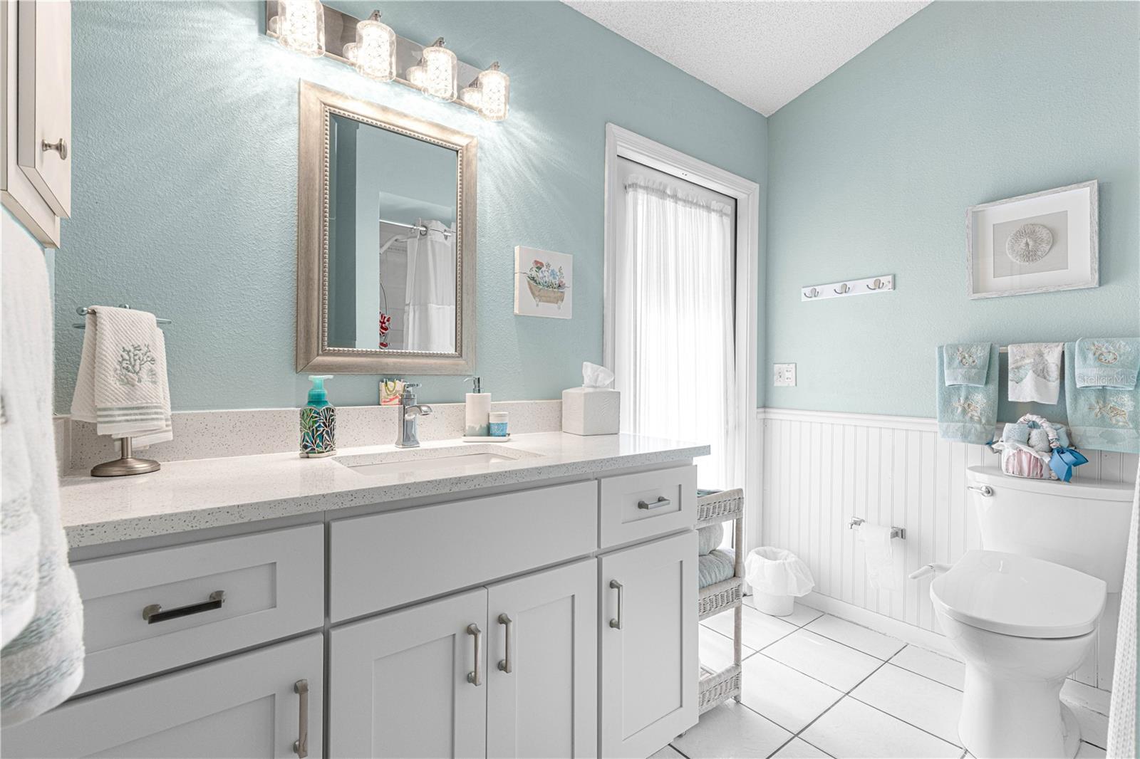 Listing photo id 22 for 5306 19th Place