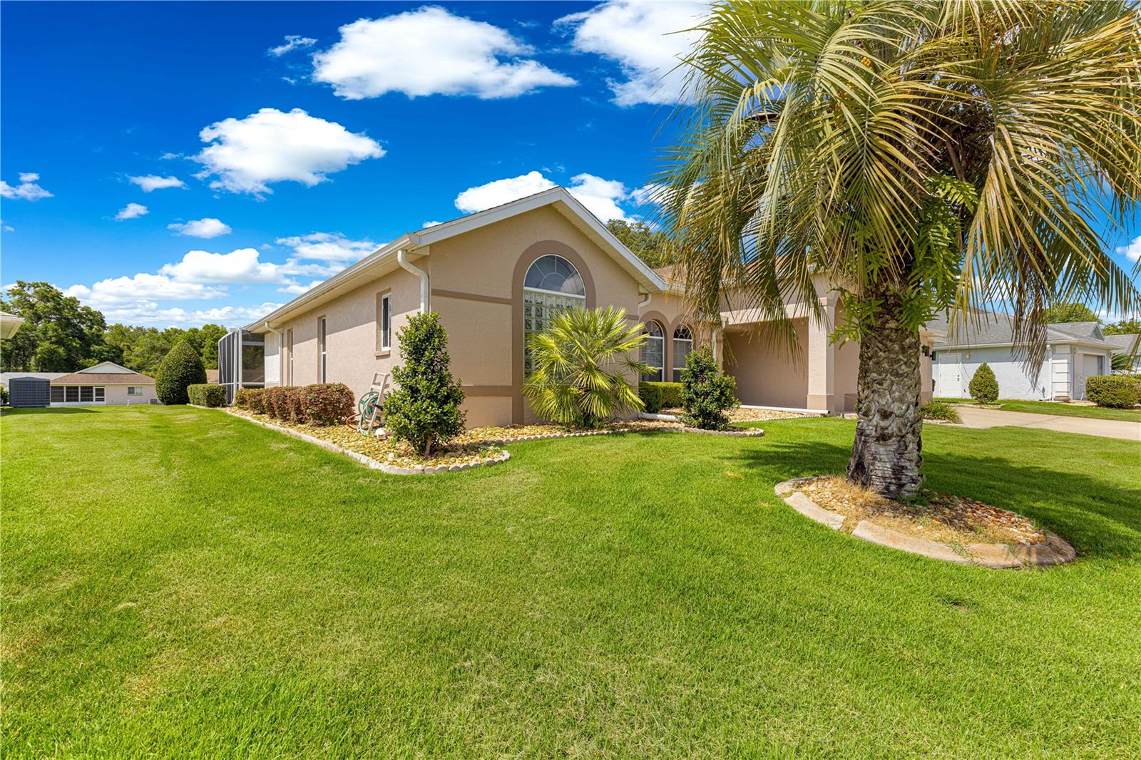 Listing photo id 47 for 5306 19th Place