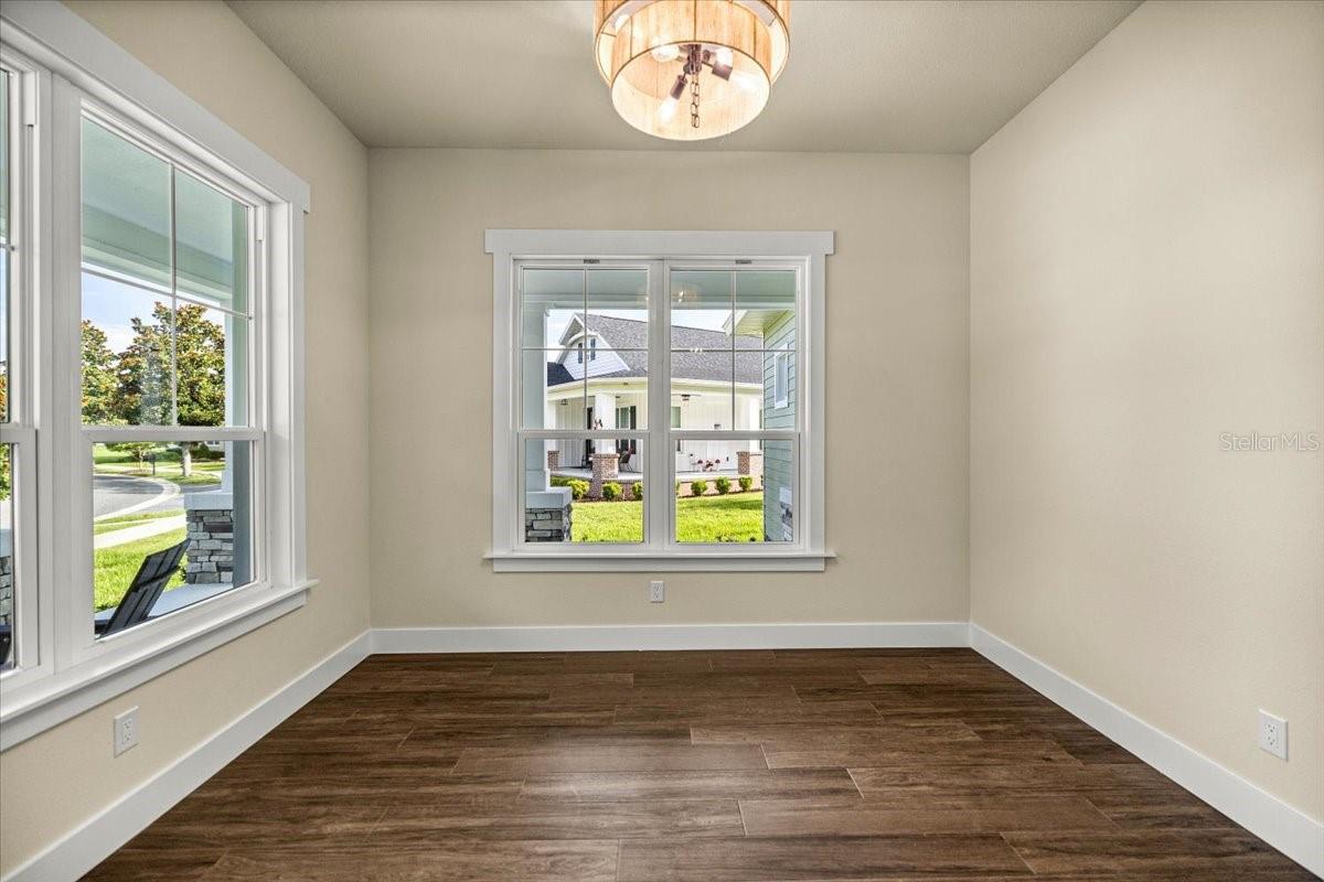 Image 16 of 52 For 2703 48th Avenue