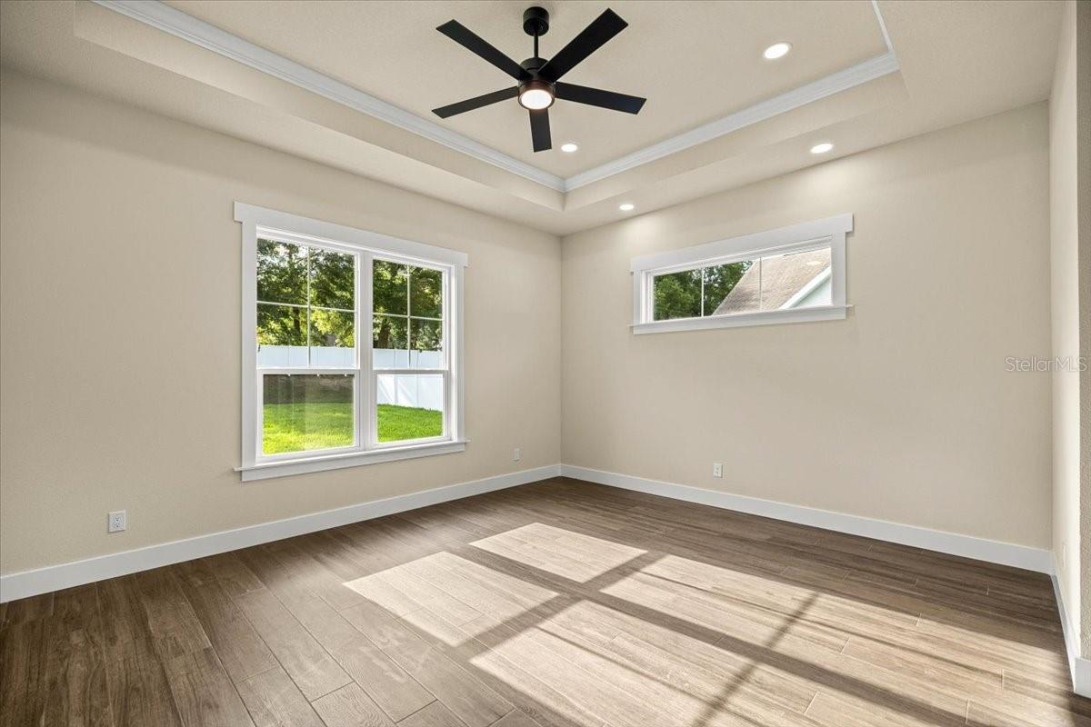 Image 18 of 52 For 2703 48th Avenue