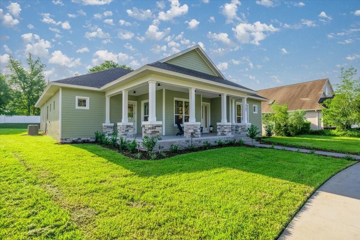 Image 2 of 52 For 2703 48th Avenue