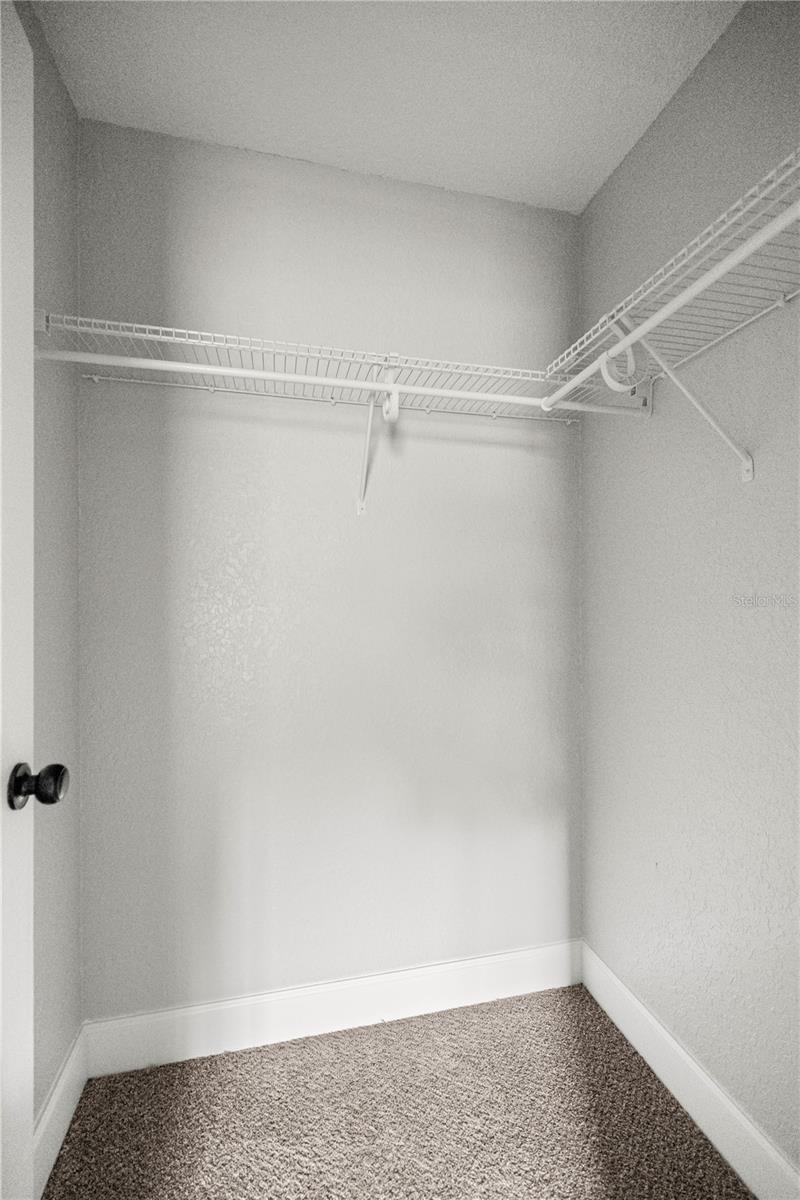 Image 16 of 35 For 4065 5th Avenue