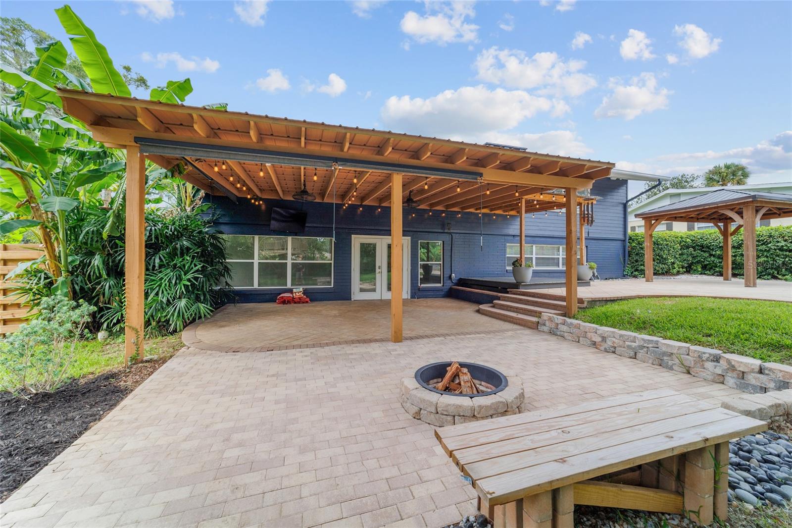 Listing photo id 8 for 1822 12th Street