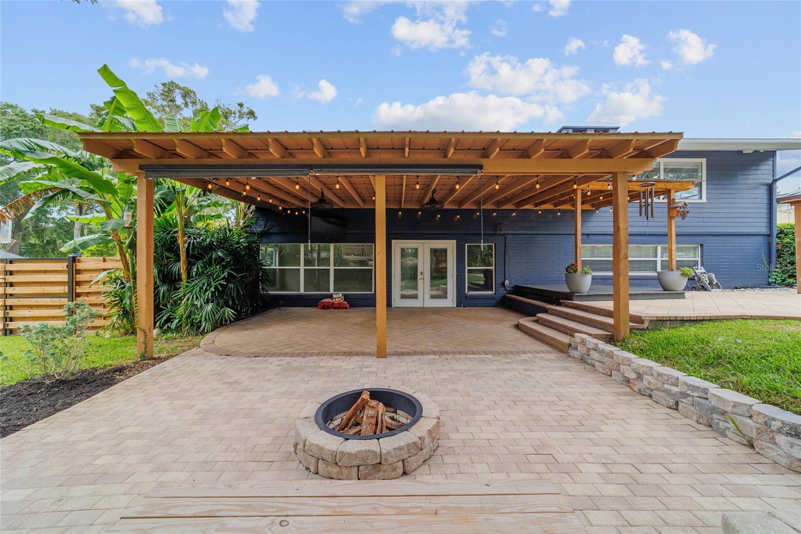 Listing photo id 9 for 1822 12th Street