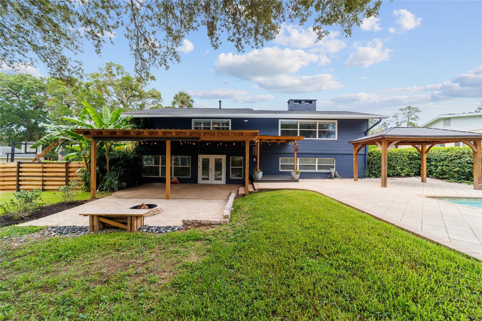 Listing photo id 10 for 1822 12th Street