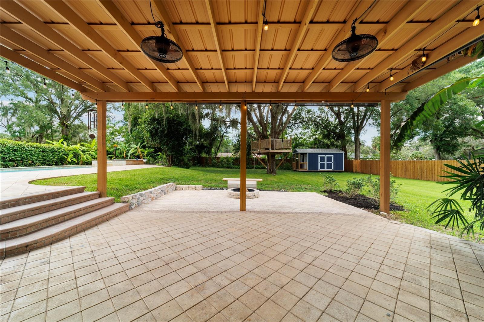 Listing photo id 13 for 1822 12th Street