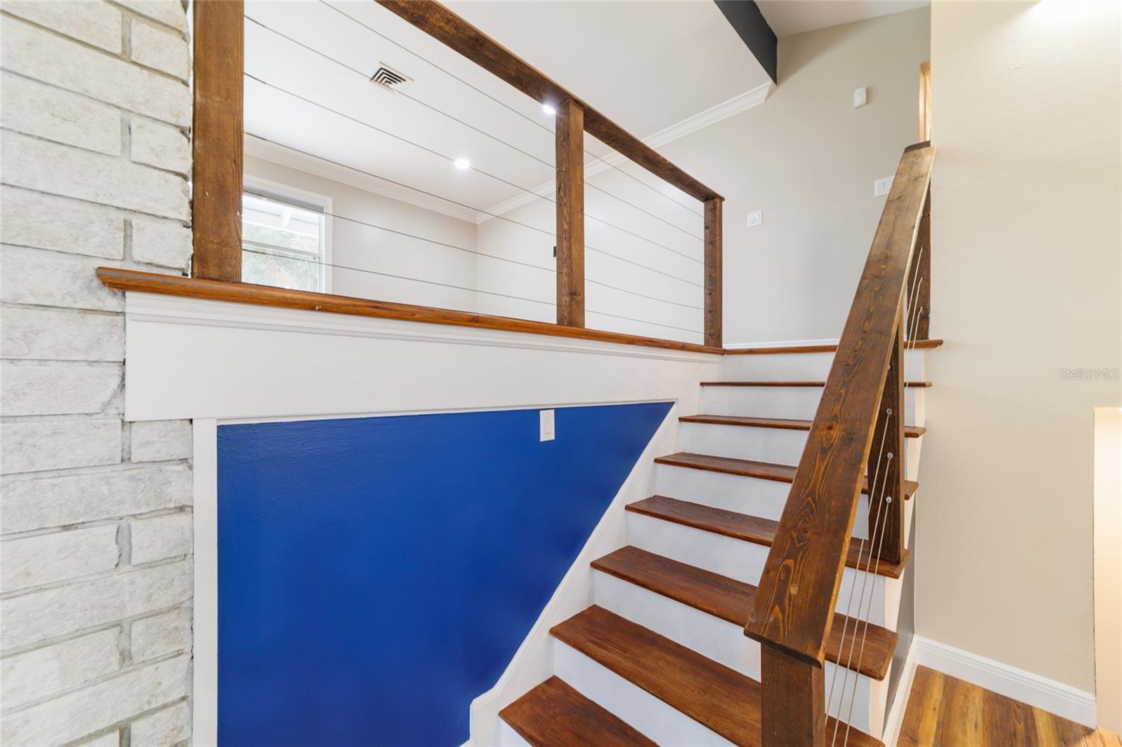 Listing photo id 17 for 1822 12th Street