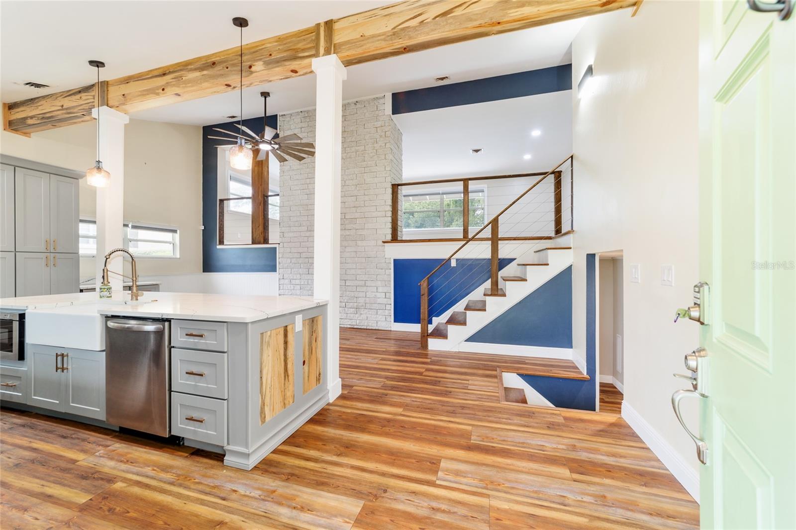 Listing photo id 21 for 1822 12th Street