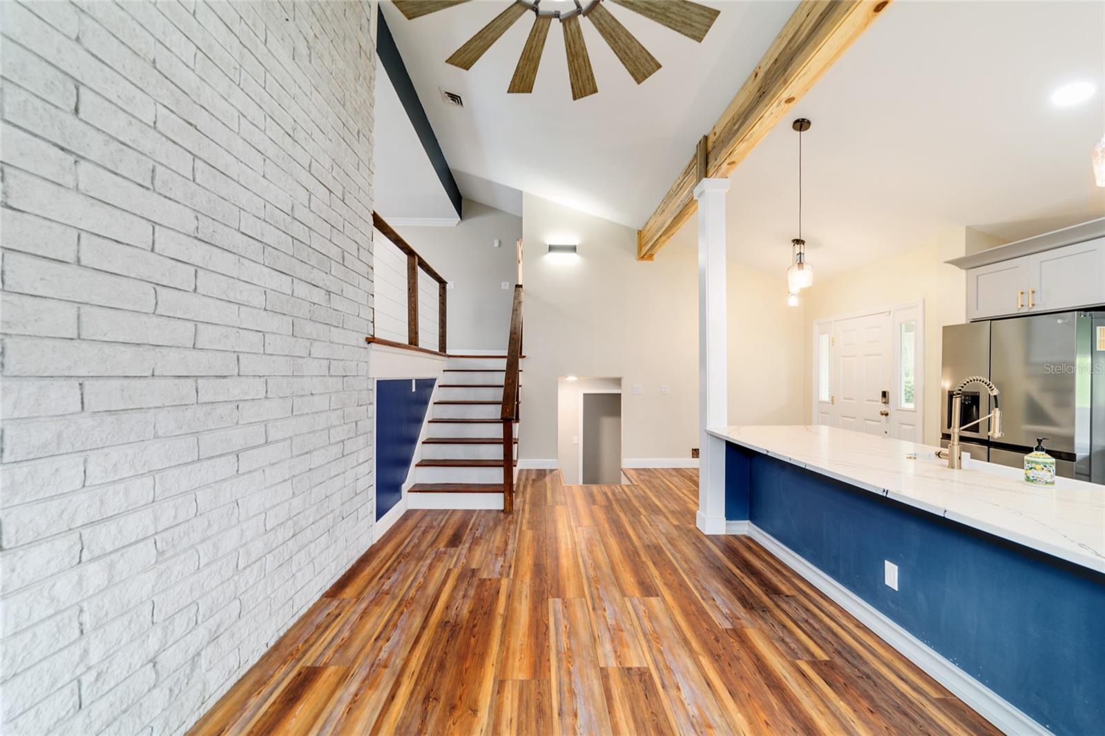 Listing photo id 28 for 1822 12th Street