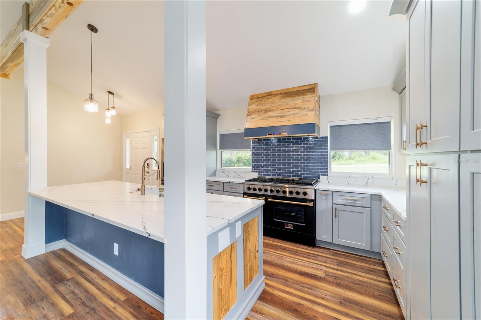 Listing photo id 29 for 1822 12th Street