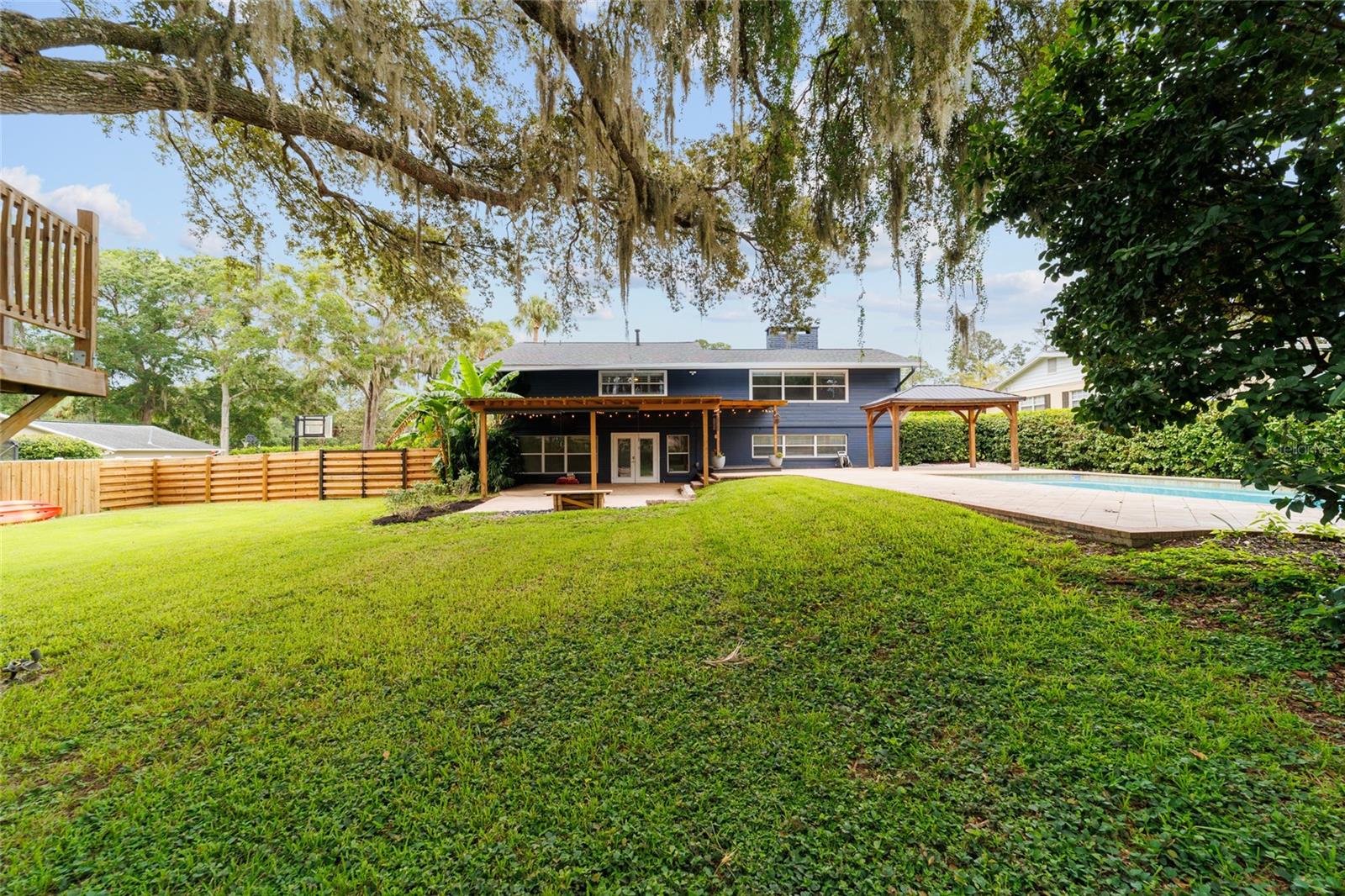 Listing photo id 3 for 1822 12th Street