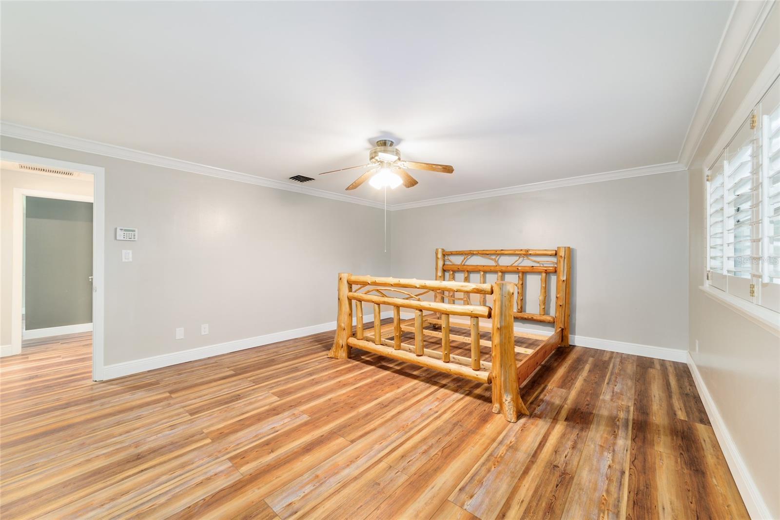 Listing photo id 48 for 1822 12th Street
