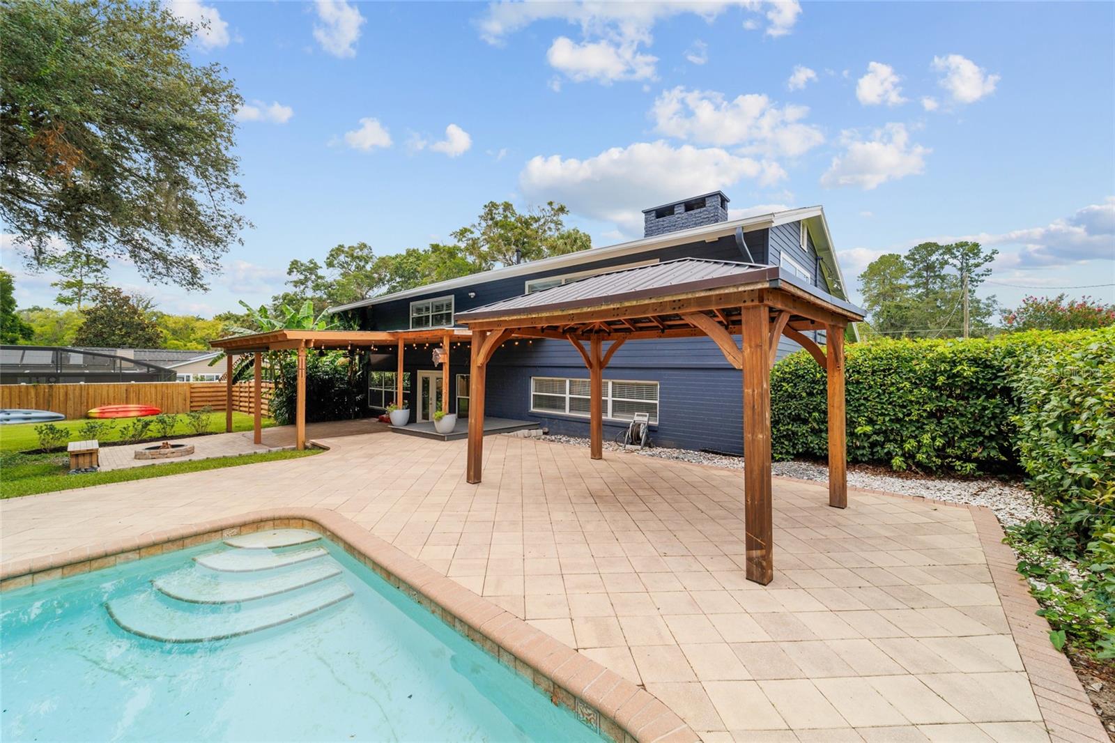 Listing photo id 6 for 1822 12th Street