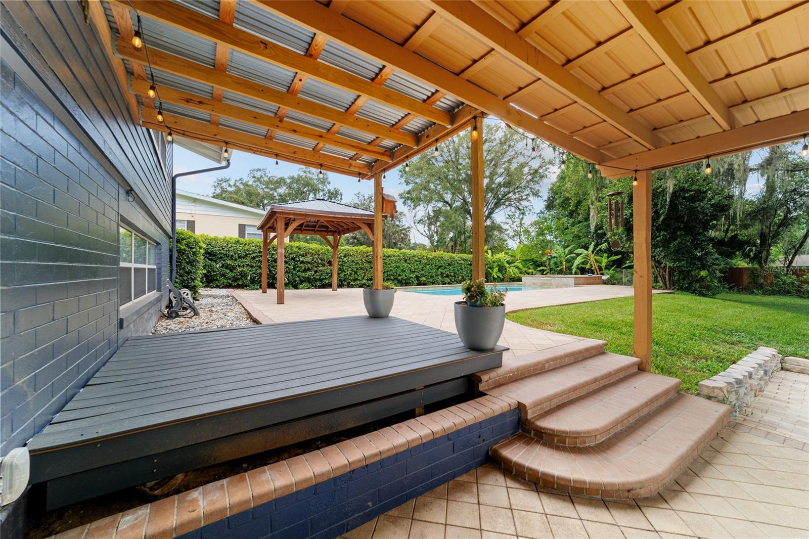 Listing photo id 93 for 1822 12th Street