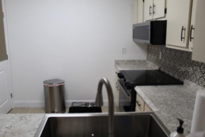 Image 29 of 46 For 2701 10th Street 202