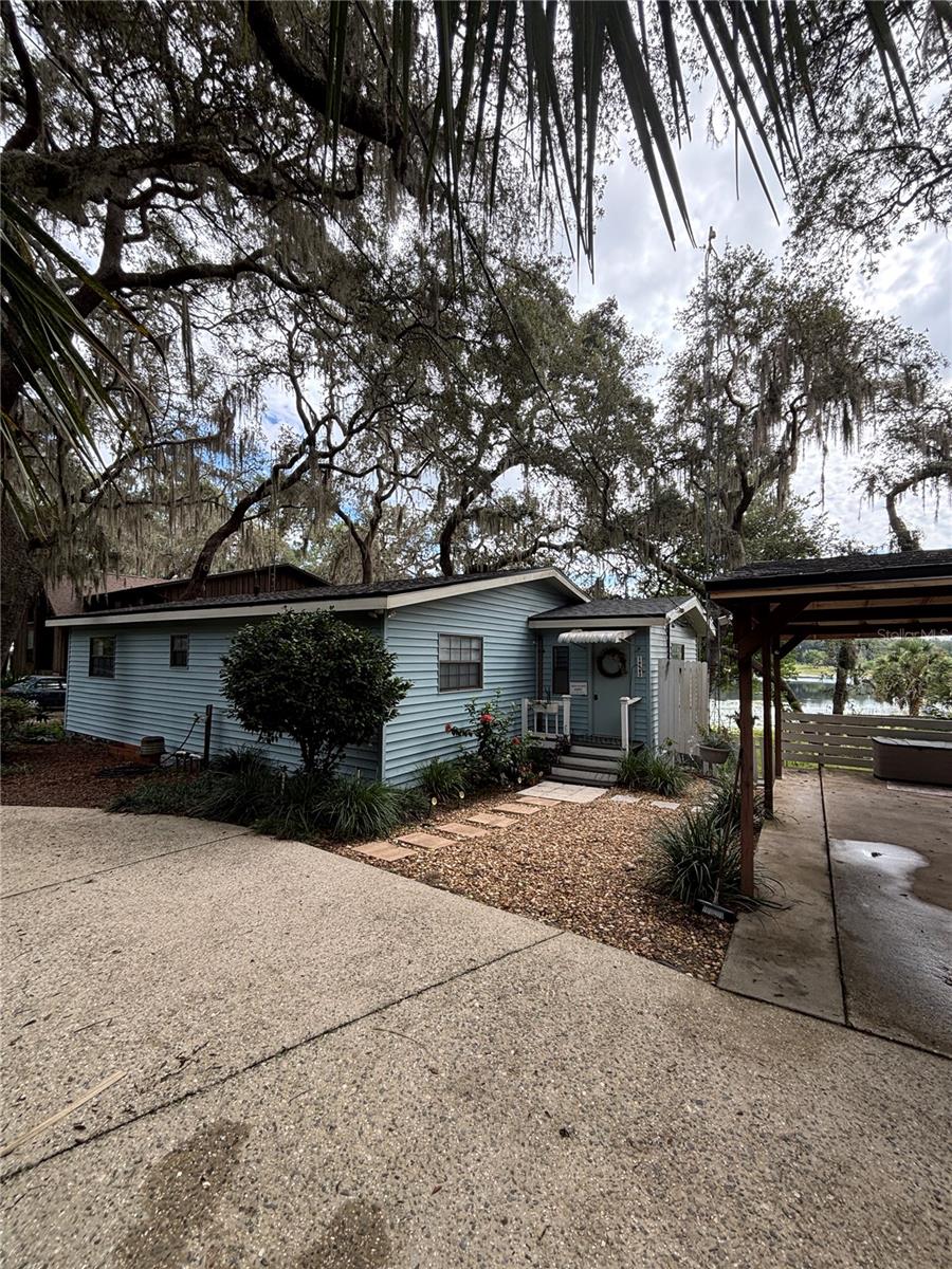 Details for 16585 57th Place, OCKLAWAHA, FL 32179
