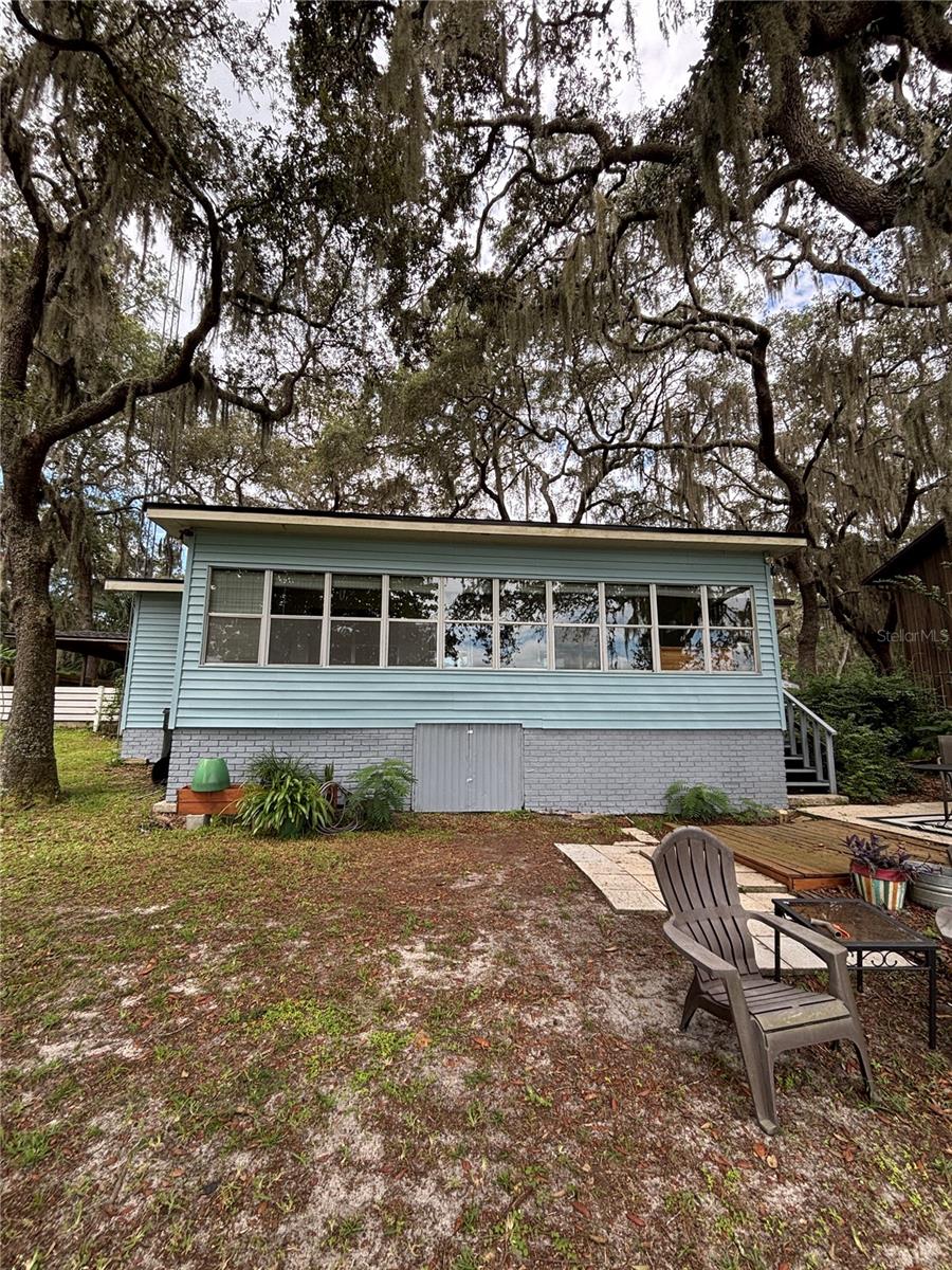 Listing photo id 11 for 16585 57th Place