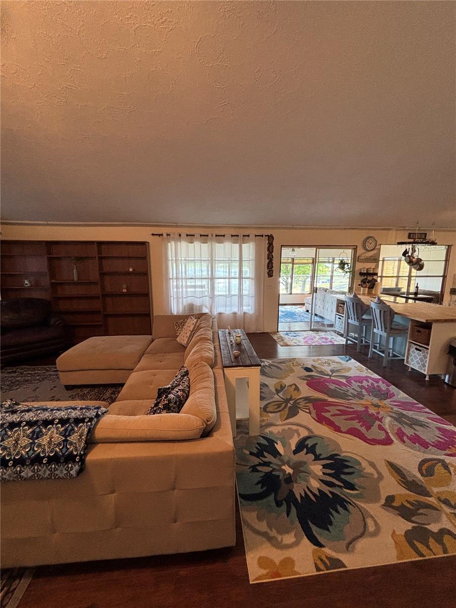 Listing photo id 34 for 16585 57th Place
