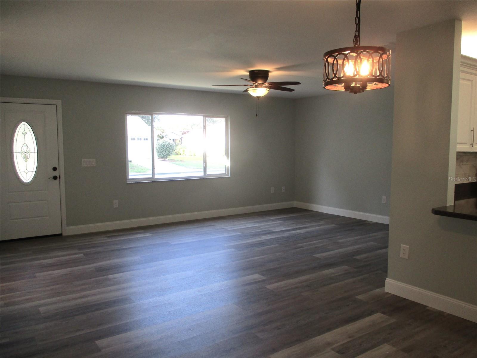 Image 12 of 83 For 11298 138th Lane