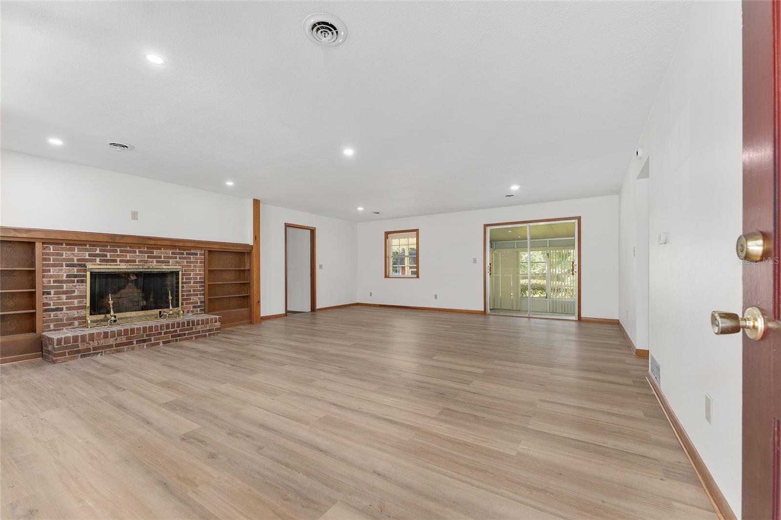 Image 4 of 74 For 130 69th Street