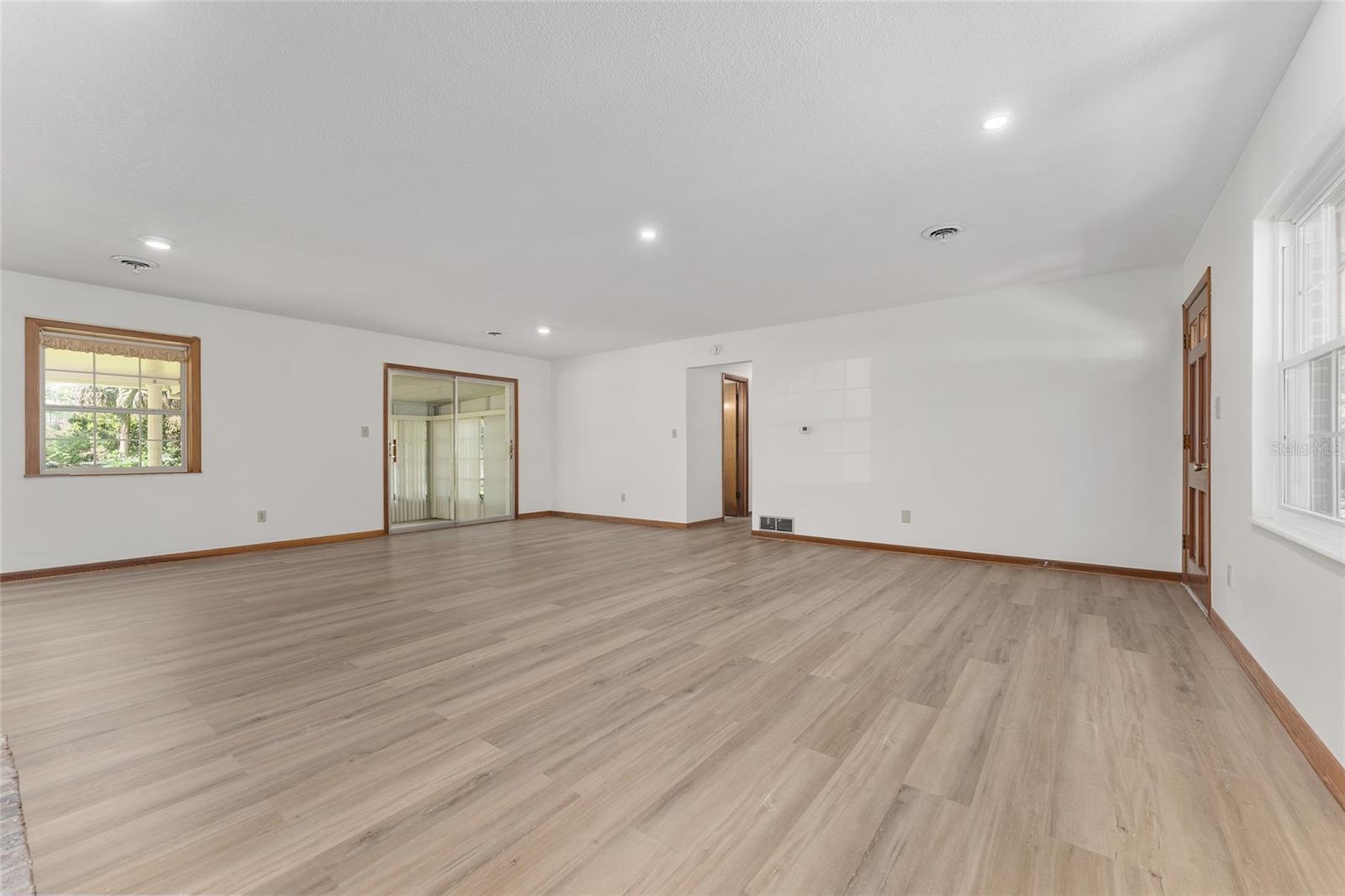 Image 7 of 74 For 130 69th Street