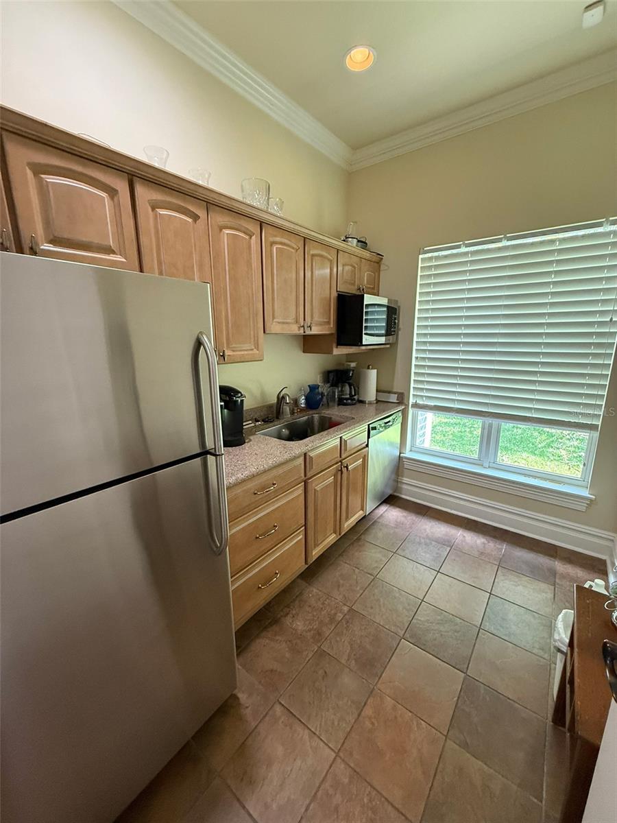 Image 16 of 24 For 41 9th Terrace