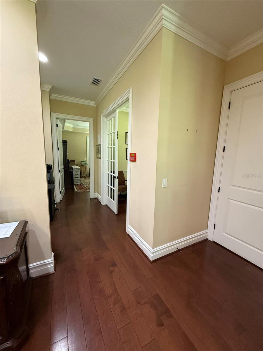 Image 19 of 24 For 41 9th Terrace