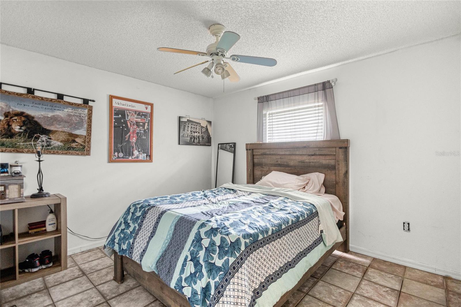 Image 15 of 30 For 2685 Apricot Drive