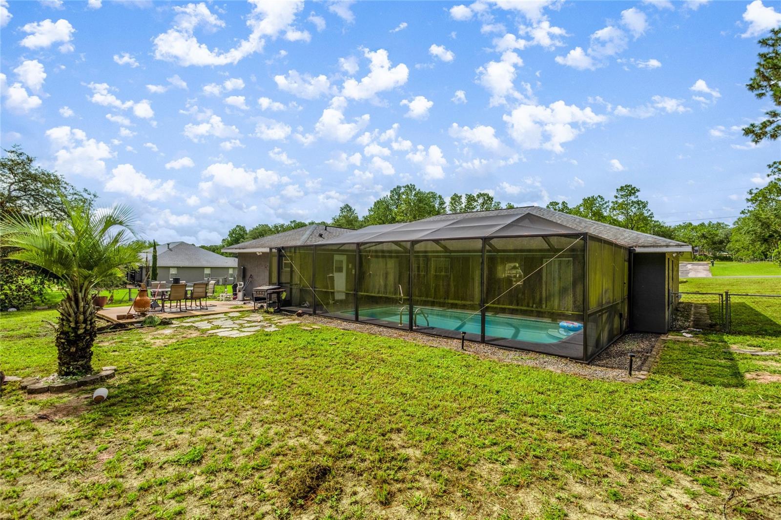 Image 25 of 30 For 2685 Apricot Drive