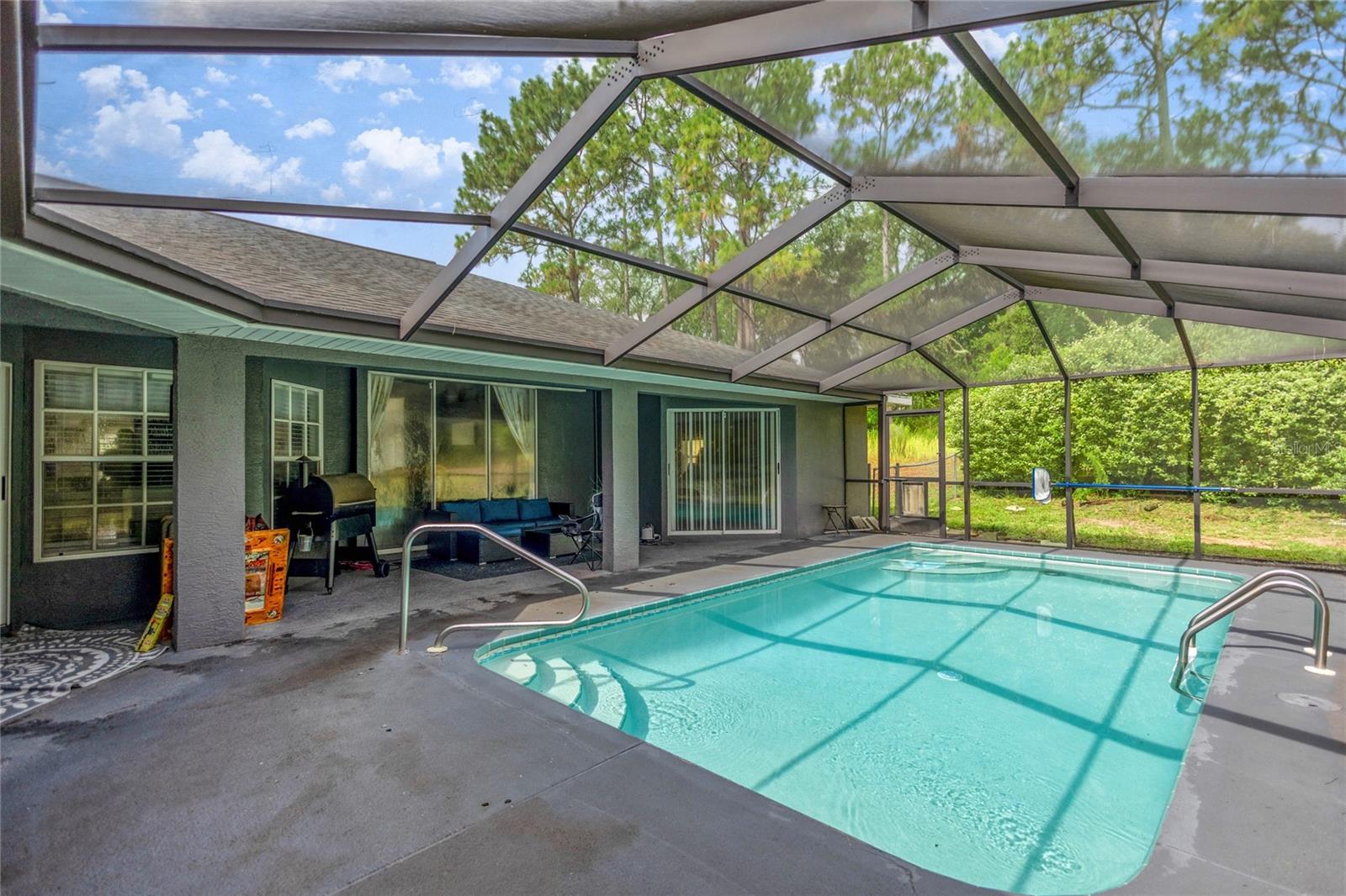Image 27 of 30 For 2685 Apricot Drive