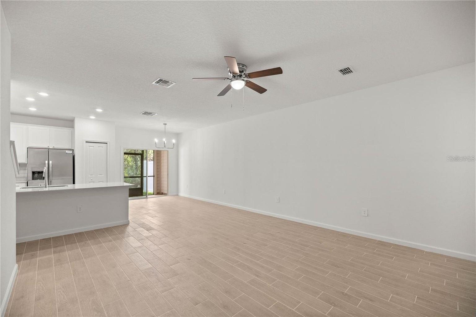 Image 4 of 38 For 3600 37th Ct Court