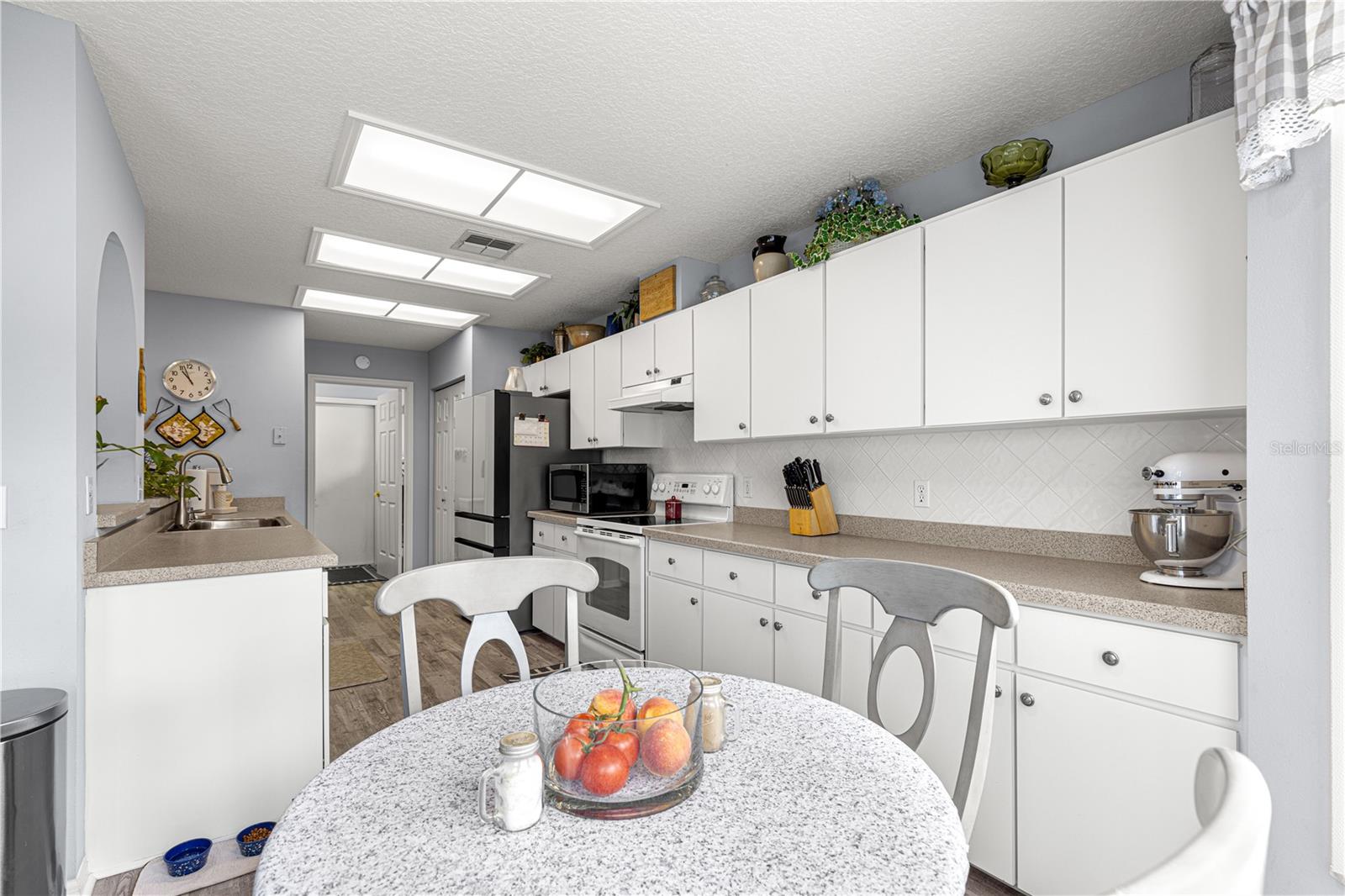 Image 10 of 28 For 6492 84th Street