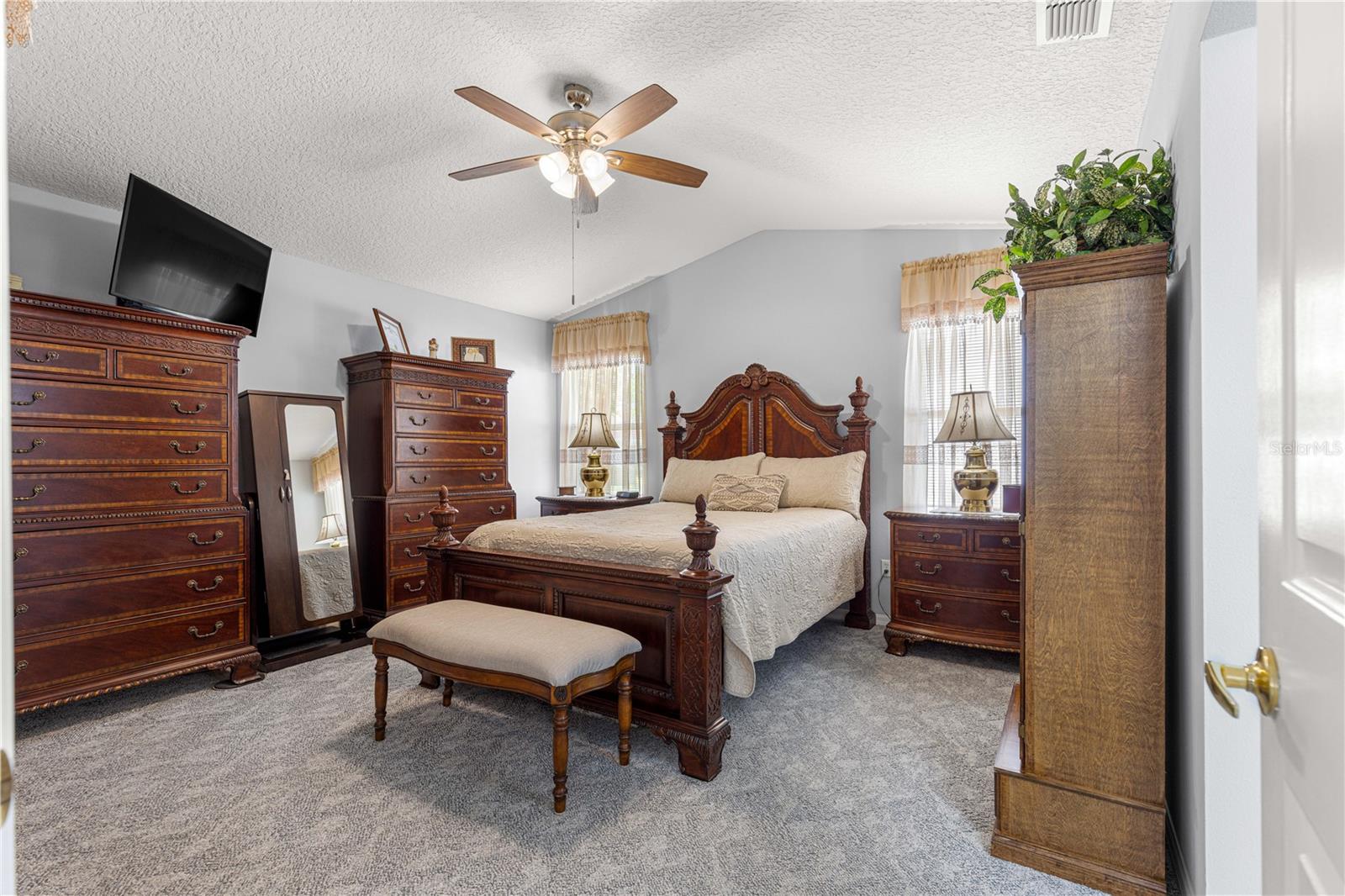Image 16 of 28 For 6492 84th Street