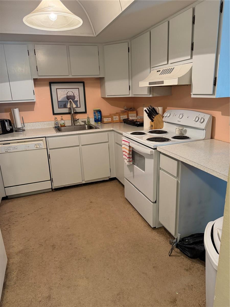 Image 12 of 28 For 602 Midway Drive B