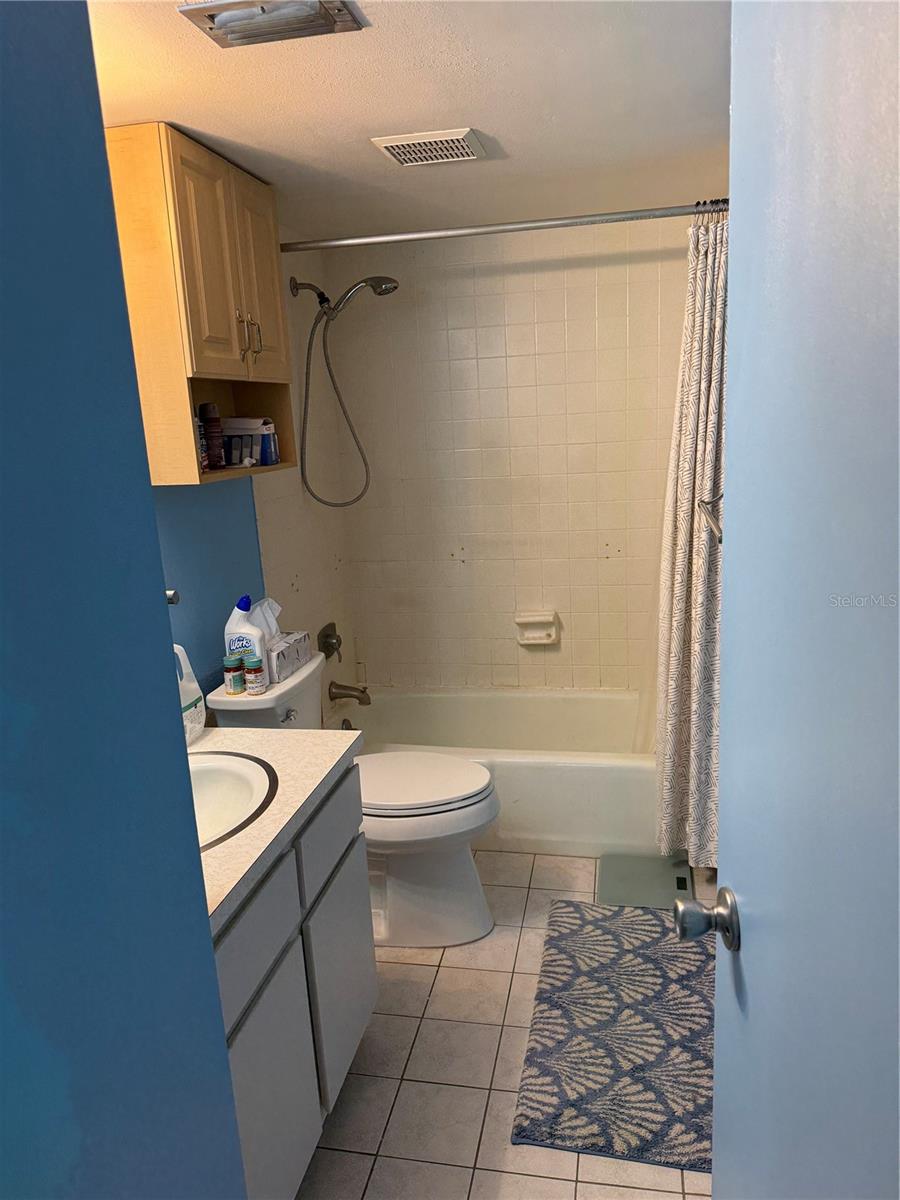 Image 15 of 28 For 602 Midway Drive B