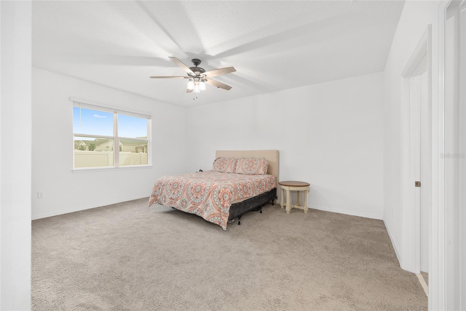 Listing photo id 28 for 6541 73rd Avenue