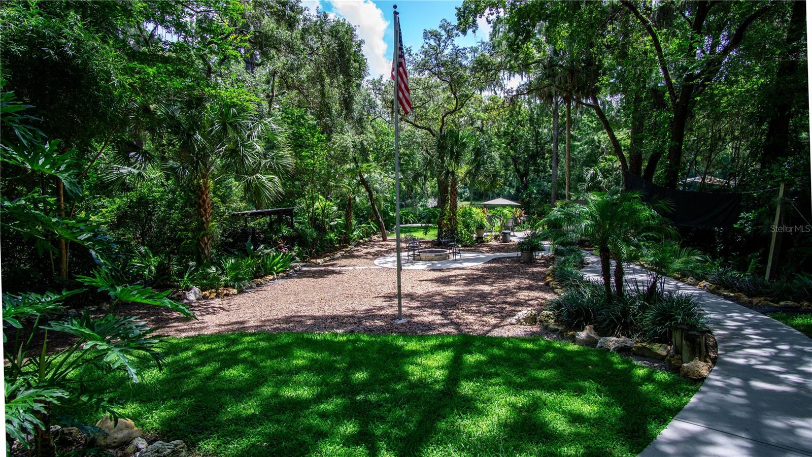 Image 14 of 59 For 10715 186th Avenue