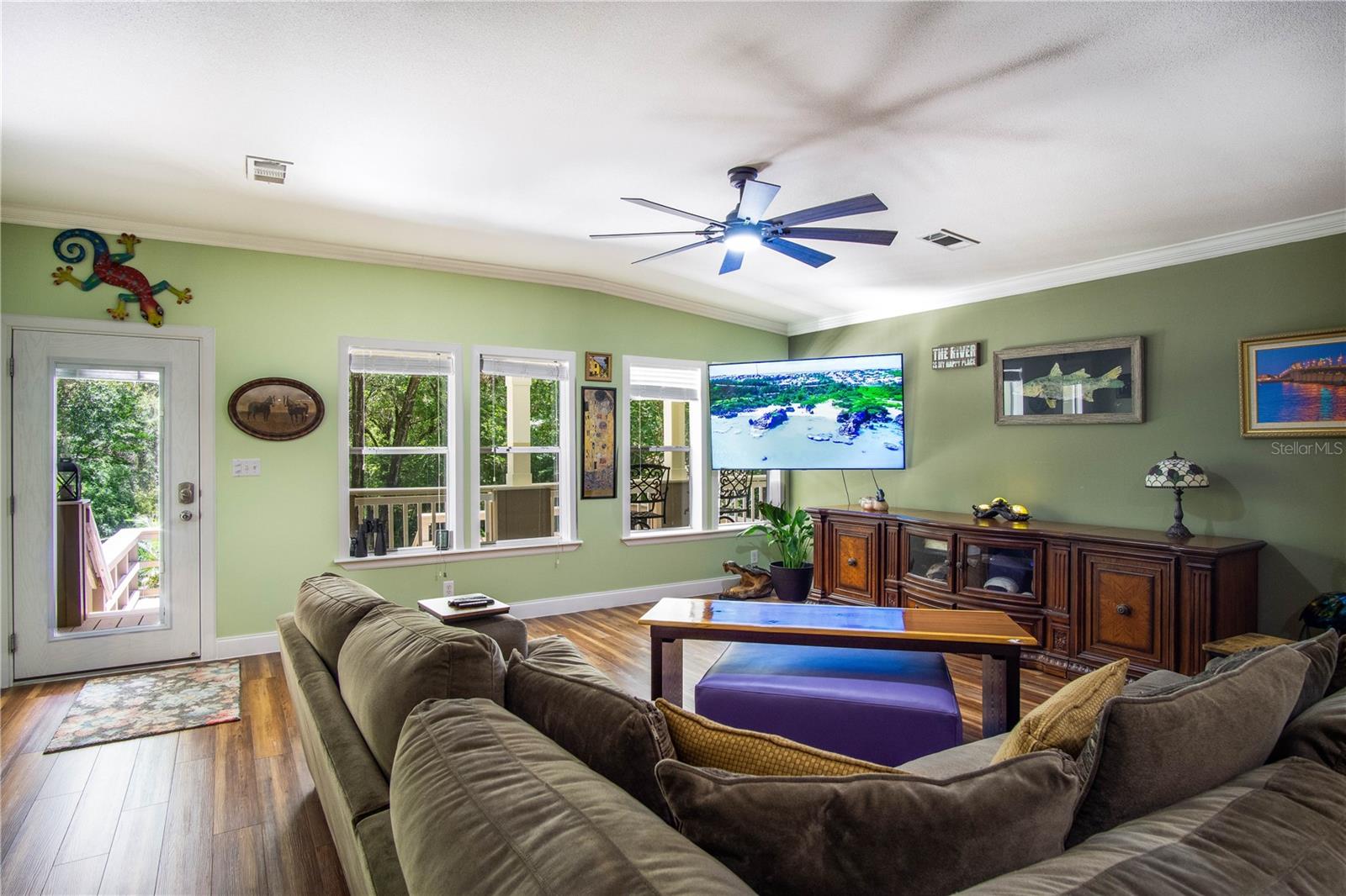 Image 31 of 59 For 10715 186th Avenue