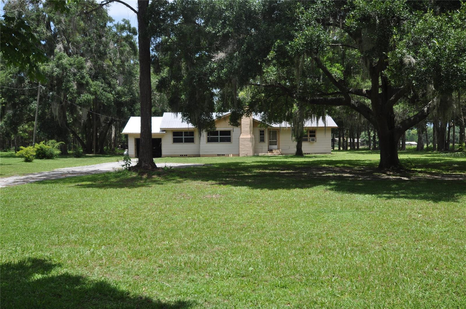 Image 2 of 26 For 18491 State Road 121