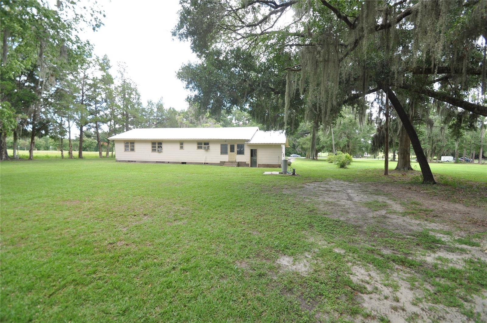 Image 6 of 26 For 18491 State Road 121
