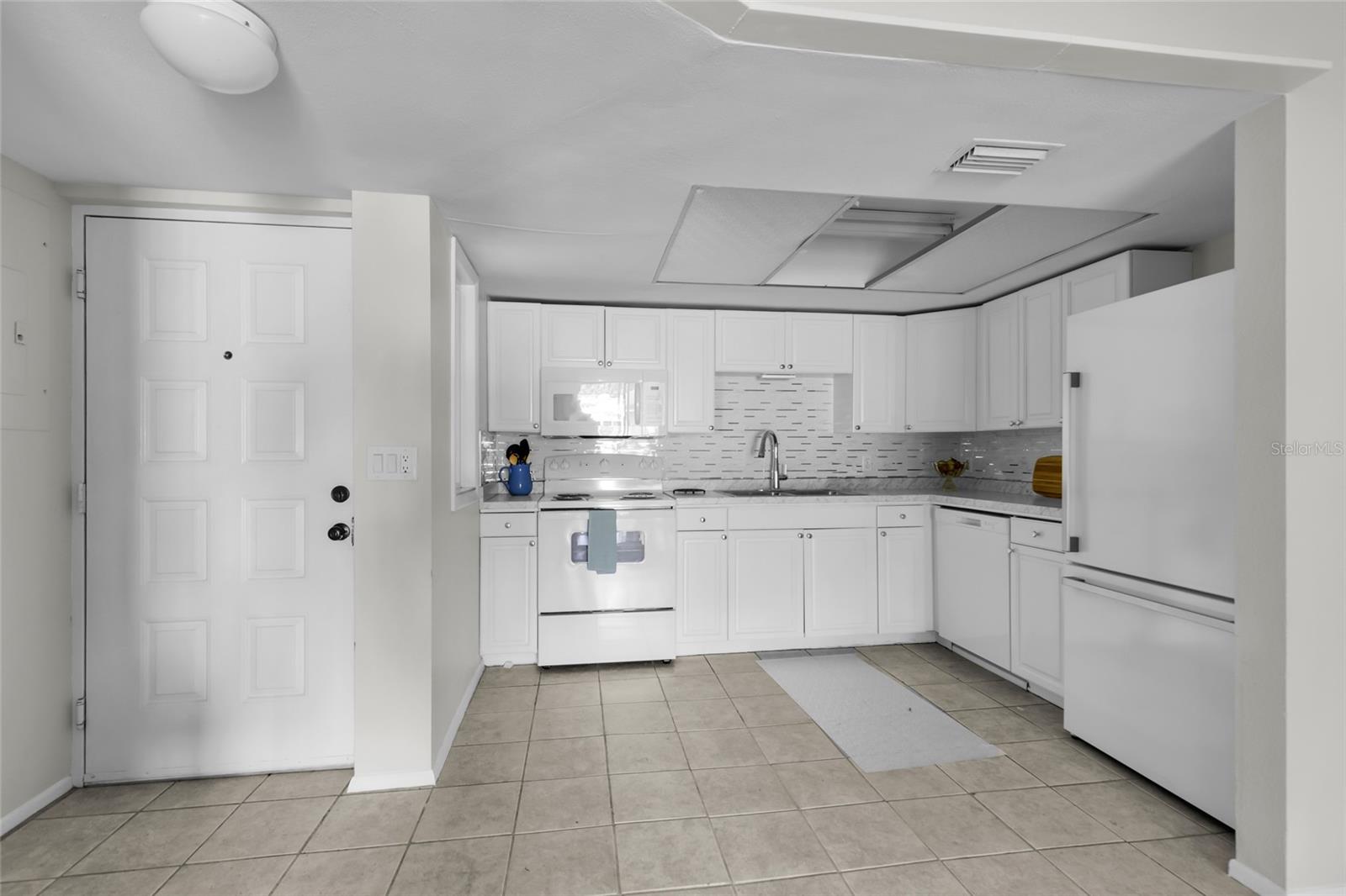 Image 24 of 28 For 588 Fairways Lane E204