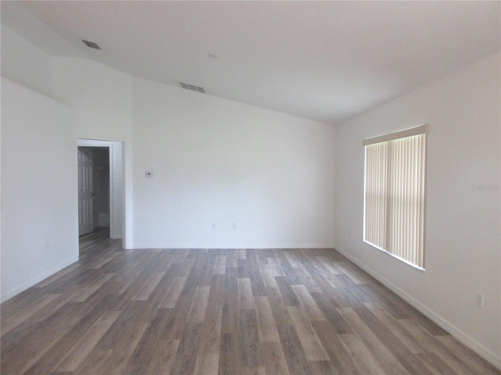 Image 6 of 13 For 12810 50th Terrace