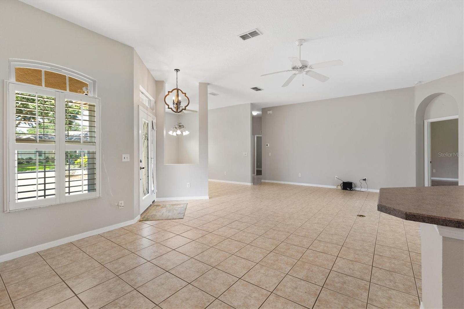 Image 14 of 46 For 11945 Se 171st Loop